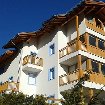 Villa In Val Di Fiemme كافاليسِّ الغرفة الصورة
